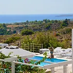 Villa Kokinogremos *