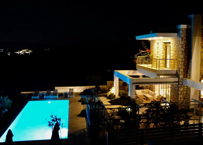 Kokinogremos Villa Kalithies