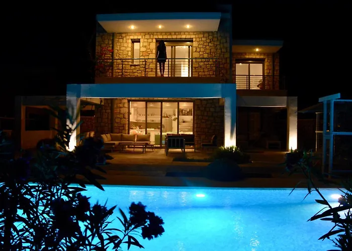 Kokinogremos * Καλυθιές