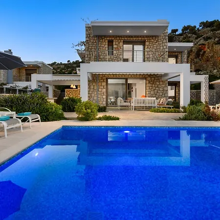 Βίλα Kokinogremos