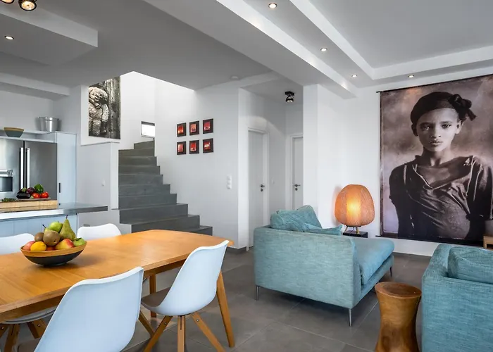 فيلة Kokinogremos *